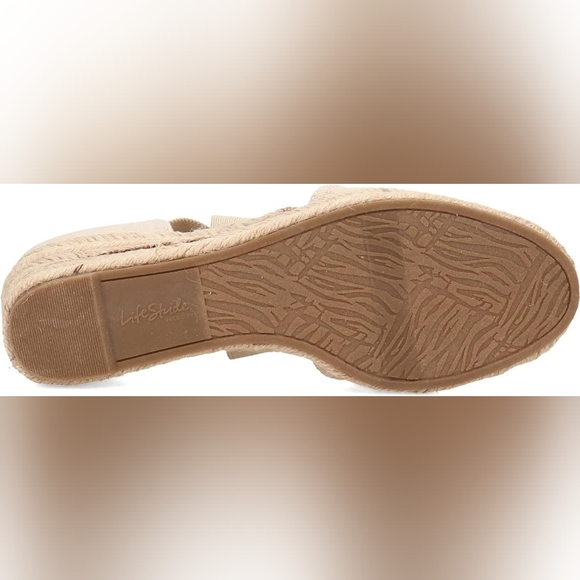 NEW Life Stride Kascade Wedge Espadrille 1 3/4" Heel Almond 6.5 New w/o Box - Picture 7 of 14